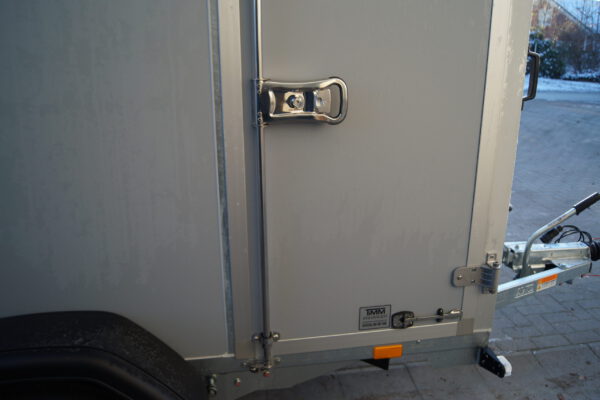 Kofferanhänger 256x134x150cm 1350kg seitliche Tür – Bild 3