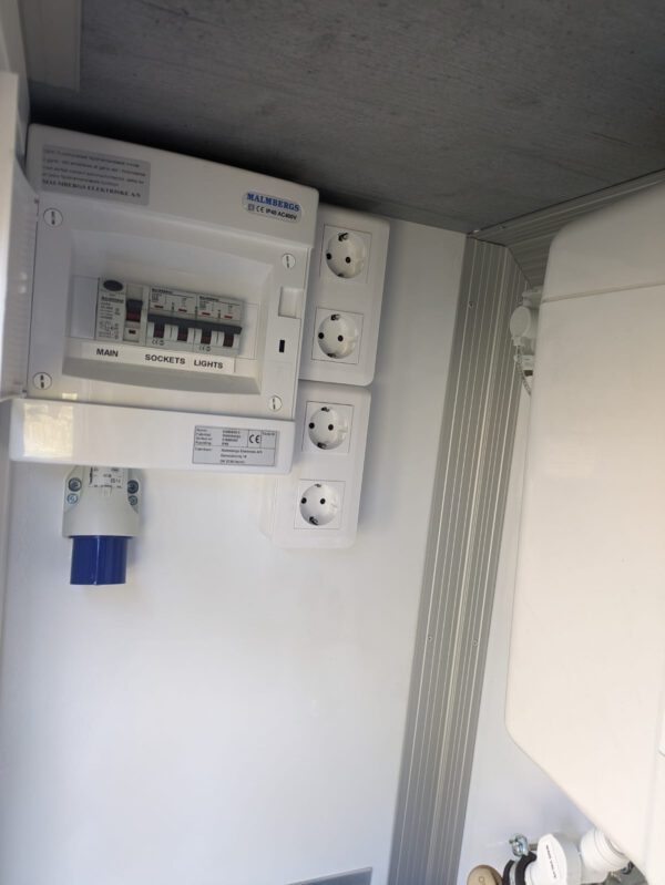 Sanitärcontainer SM 200 WC Spezial – Bild 4