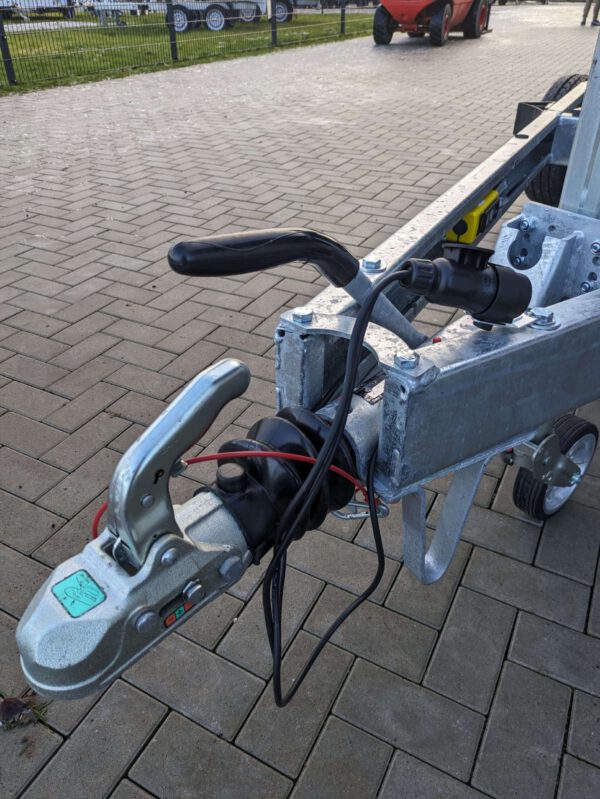 Heckkipper 306 184 2700kg Elektrisch – Bild 8