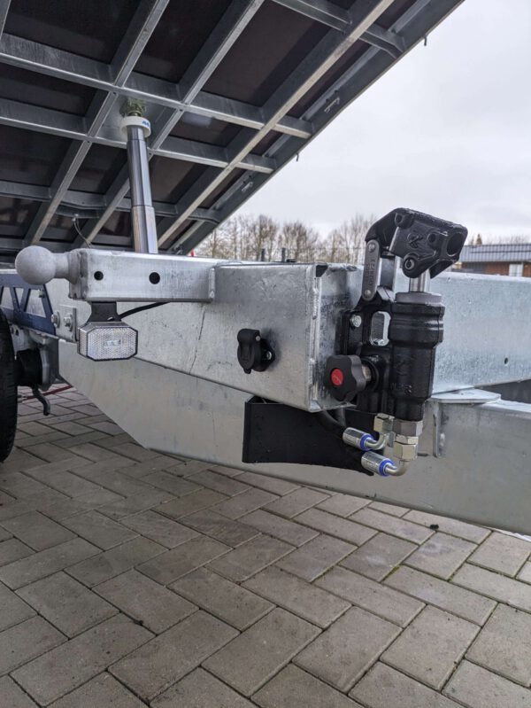 Dreiseitenkipper 356 184 3500kg Elektrisch Heavy – Bild 14