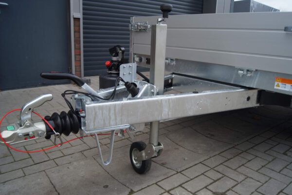 Heckkipper 276 150 2000kg Handpumpe – Bild 2