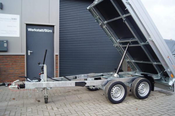 Heckkipper 276 150 2000kg Handpumpe