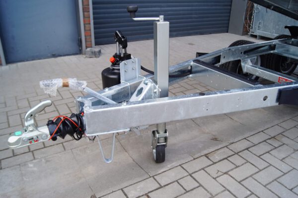 Heckkipper 276 150 2000kg Handpumpe Laubgitter – Bild 2