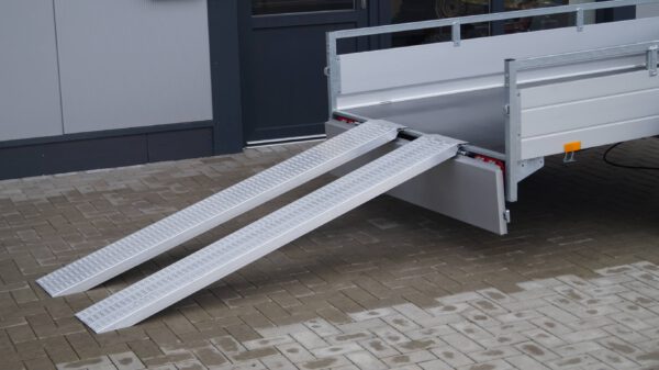 Tieflader 255x153cm 1500kg LED gebremst Rampenschacht – Bild 17