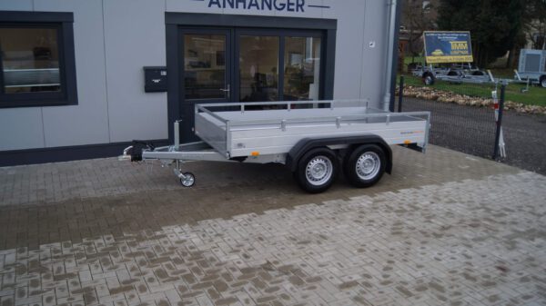 Tieflader 305x153cm 2700kg gebremst Rampenschacht