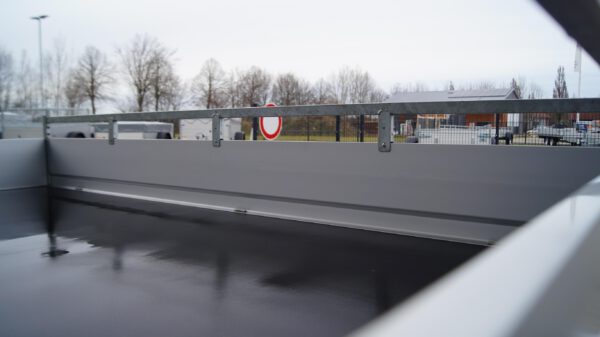 Tieflader 305x153cm 2700kg gebremst Rampenschacht – Bild 15