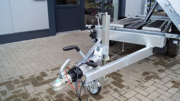 Dreiseitenkipper 306 170 3500kg Elektrisch, Nothand Rampenschacht – Bild 7