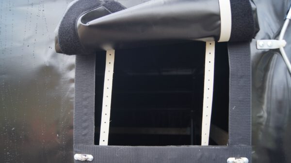 Heckkipper 306 170 2700kg E Black Hochplane mit Fenster – Bild 6