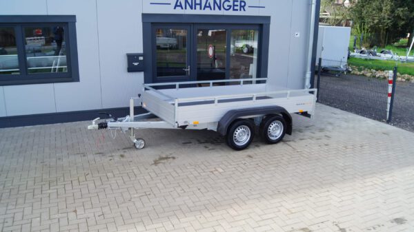 Tieflader 305x153cm 2000kg  Rampenschacht