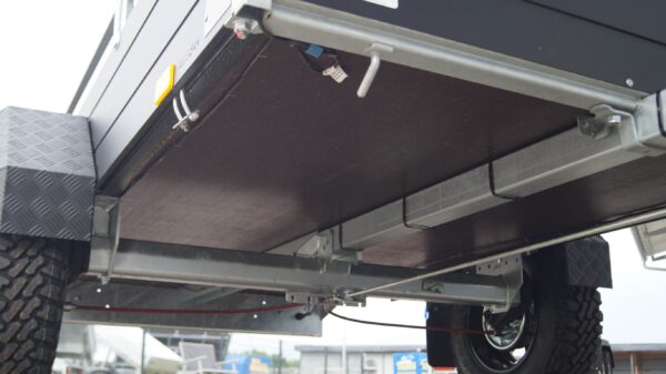 Tieflader 255x133cm 1350kg gebremst Black Edition Offroad Voll LED – Bild 11