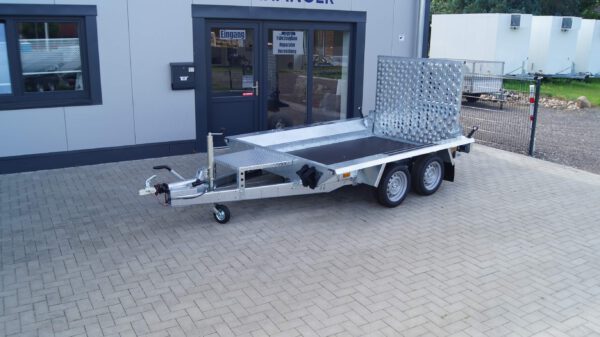 Minibagger/Maschinentransporter 260 153 2700kg