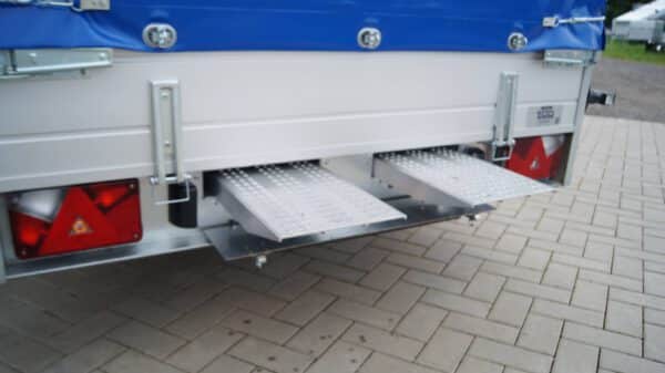 Tieflader 305x153cm 2000kg Hochplane Blau Rampen 100kmh – Bild 10