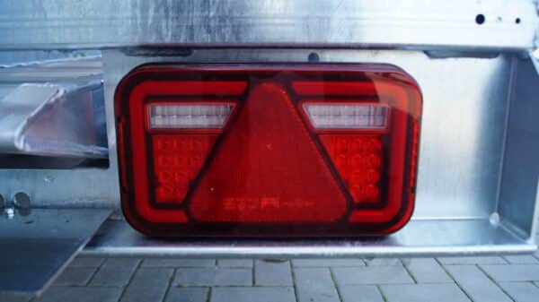 Dreiseitenkipper 356 184 3500kg verstärkt Blattfeder – Bild 18