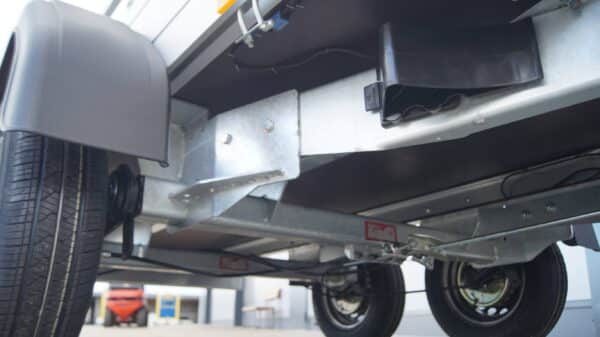 Tieflader 255x133cm 2000kg Klappe vorne – Bild 11