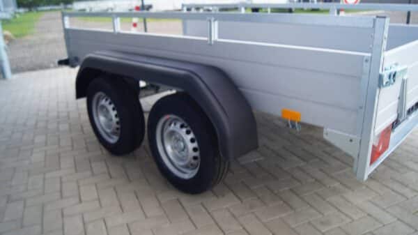 Tieflader 255x133cm 2000kg Klappe vorne – Bild 5